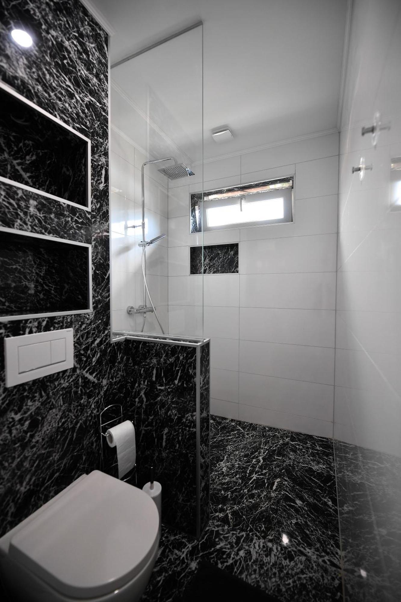 Casa Box Premium Free Garage Apartment Maribor