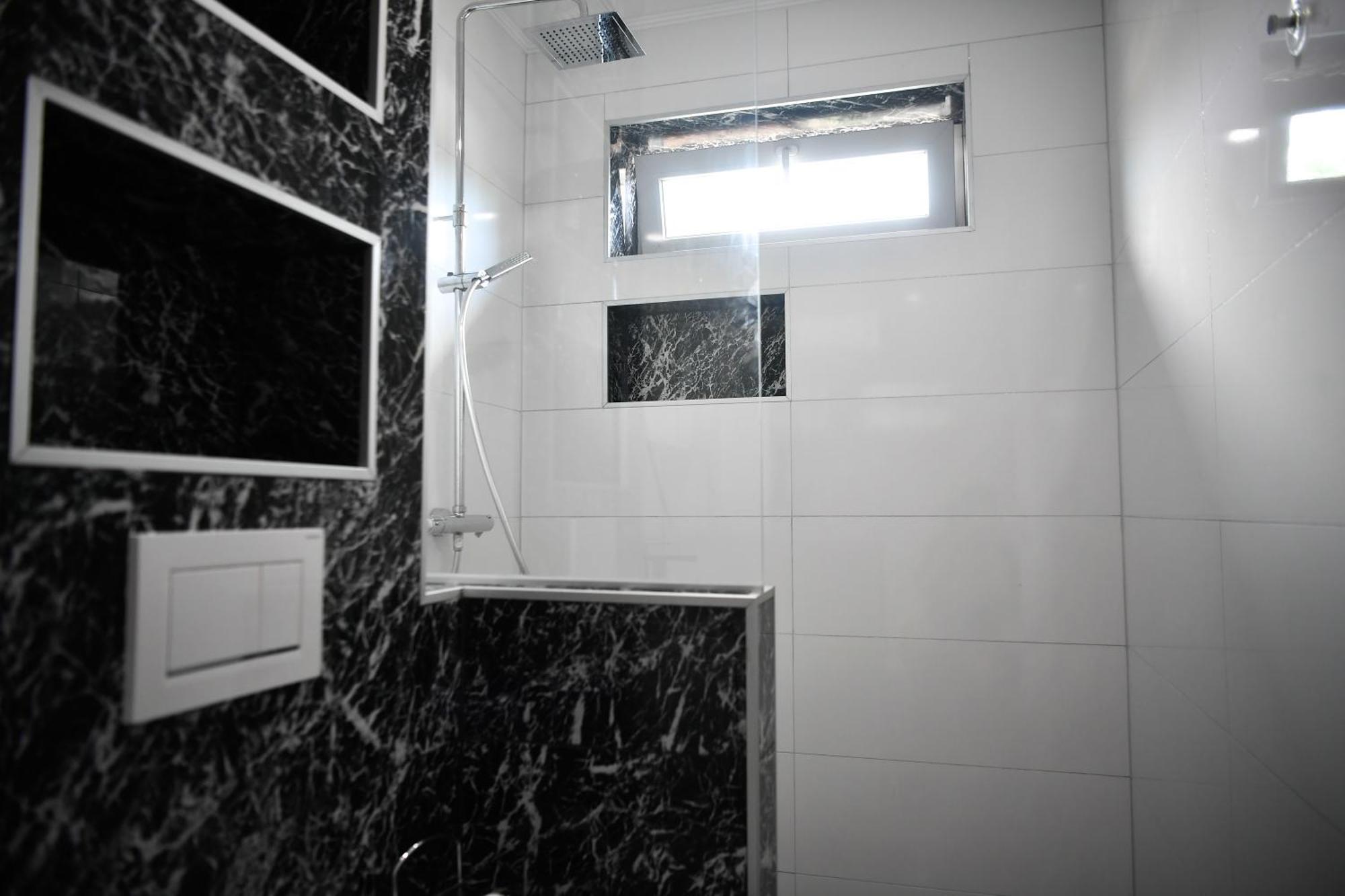 Apartment Casa Box Premium Free Garage Maribor